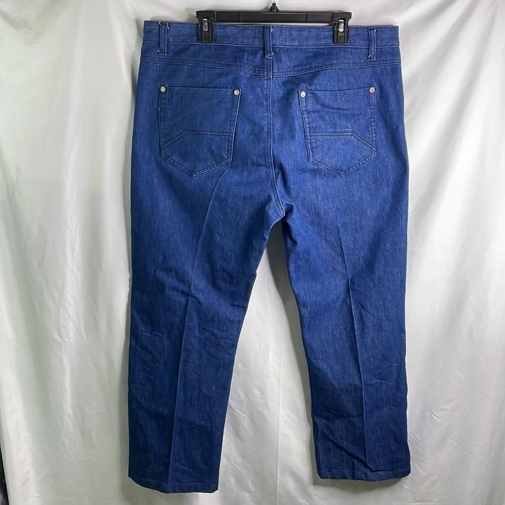 Paulo Solari modern fit jeans.
